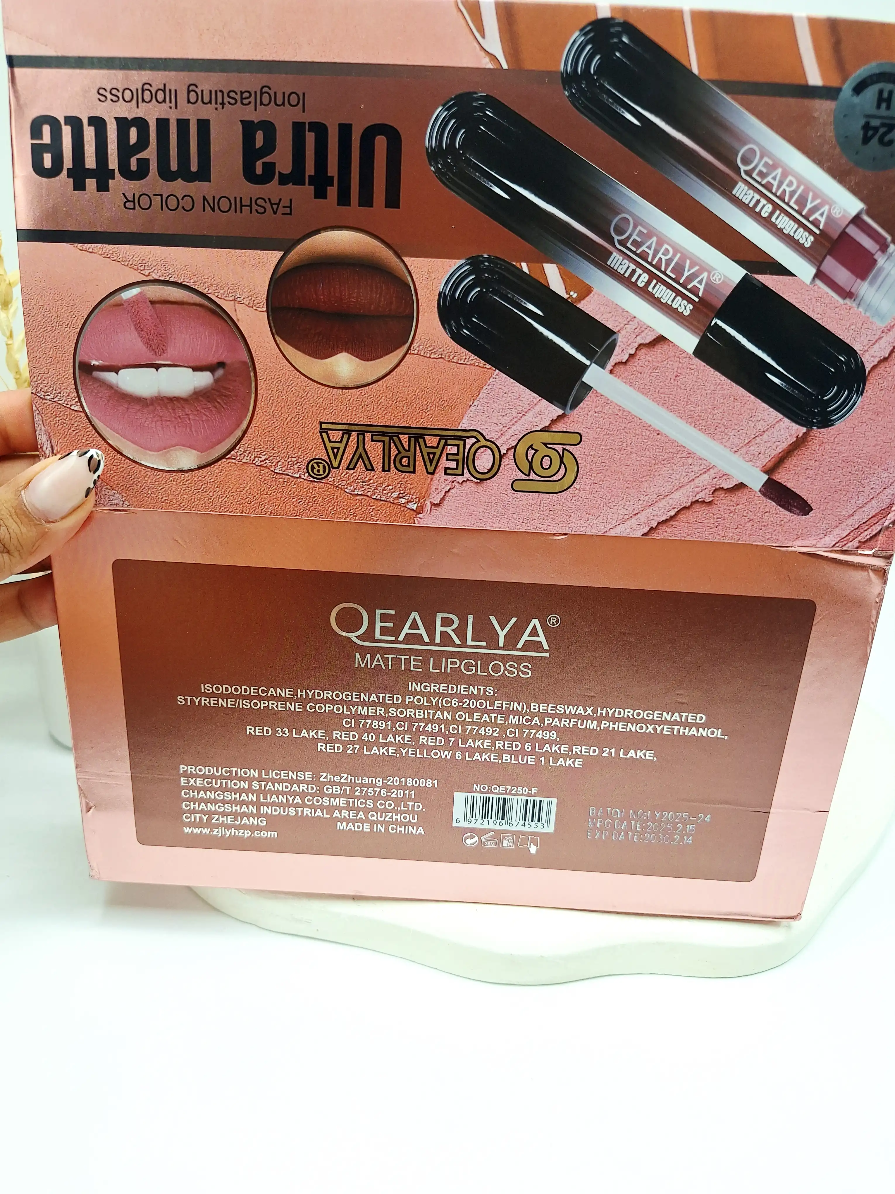رژ مایع خوش رنگ تکی برند QEARLYA کد 7250